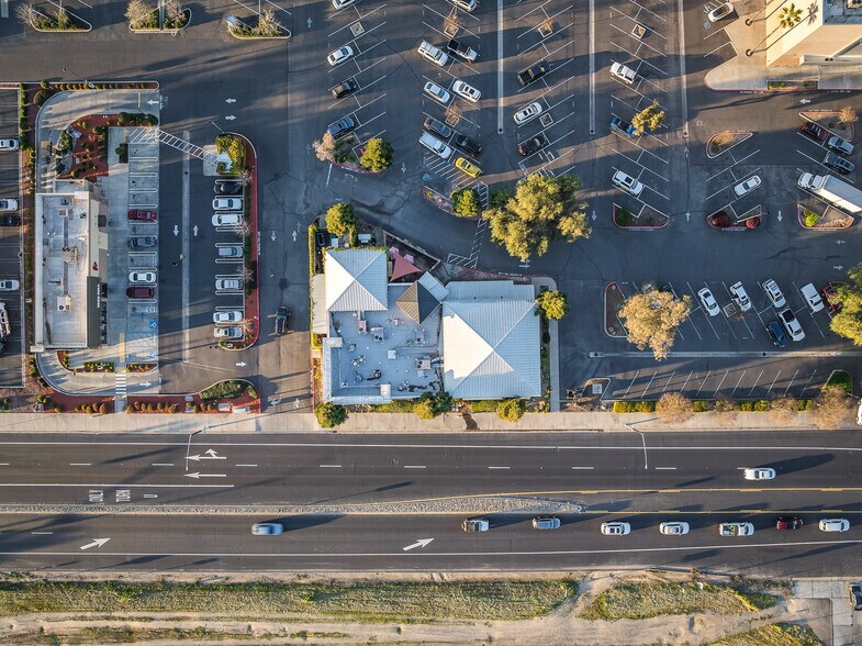 More Photos Of 2505 Patterson Rd, Riverbank Restaurant For Sale