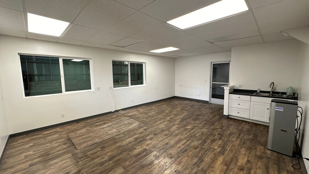 More Photos Of 1435 San Bruno Ave, San Francisco Manufacturing For Sale