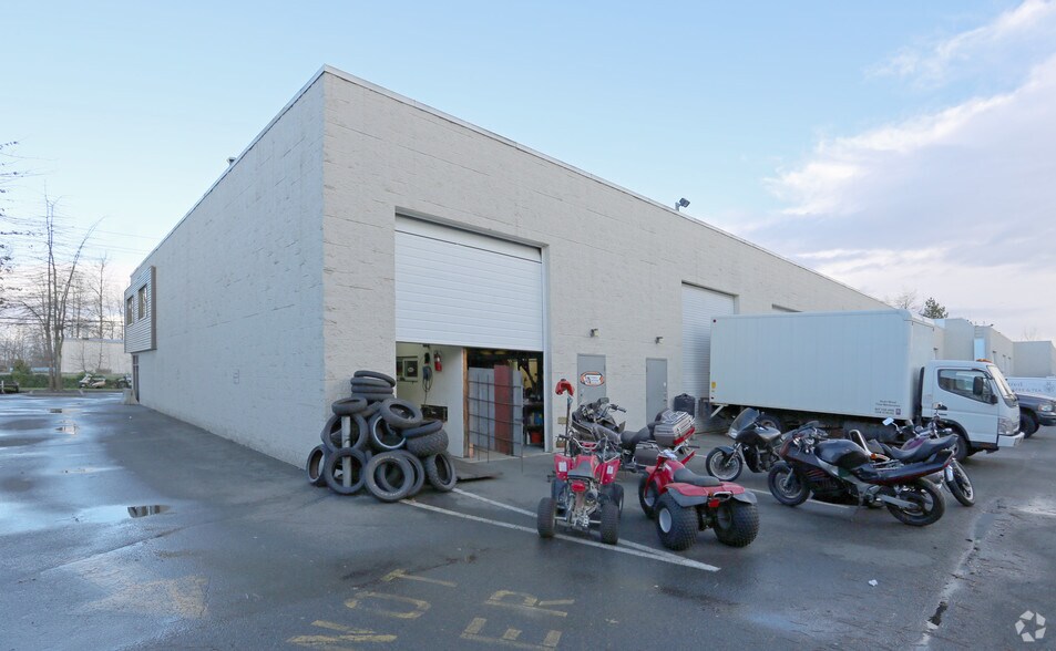 More Photos Of 7550 River Rd, Delta Service For Lease