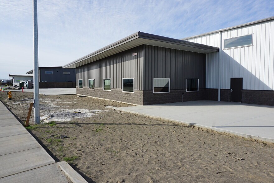 More Photos Of 3106 N Rainier Ave, Pasco Warehouse For Lease