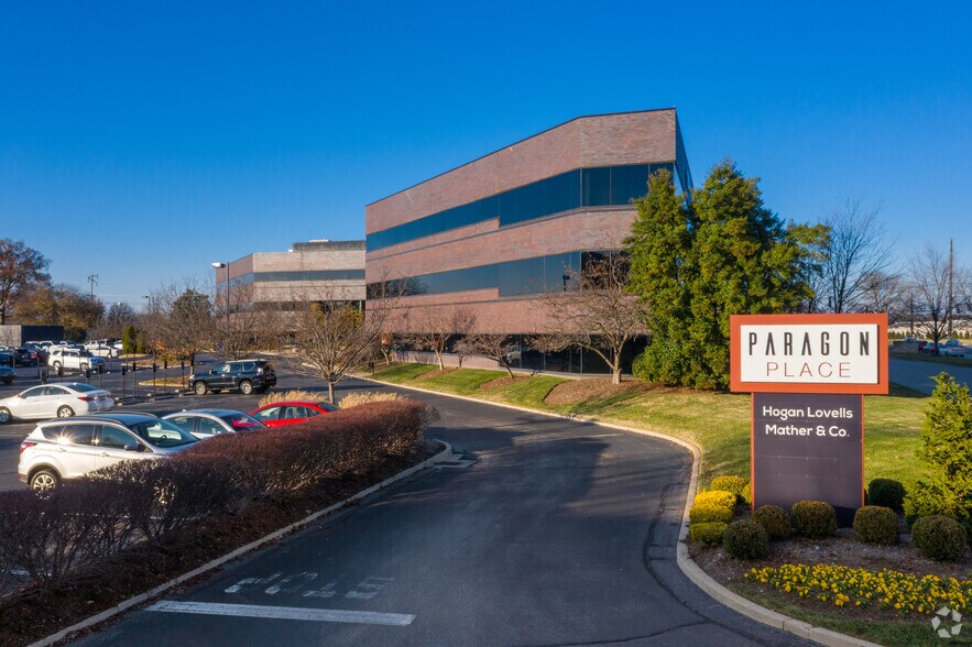More Photos Of 9100 Shelbyville Rd, Louisville Office For Lease