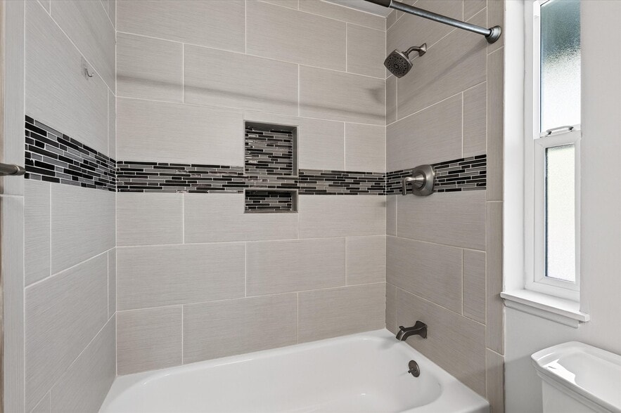 More Photos Of 1920 Camino Verde, Walnut Creek Apartments For Sale