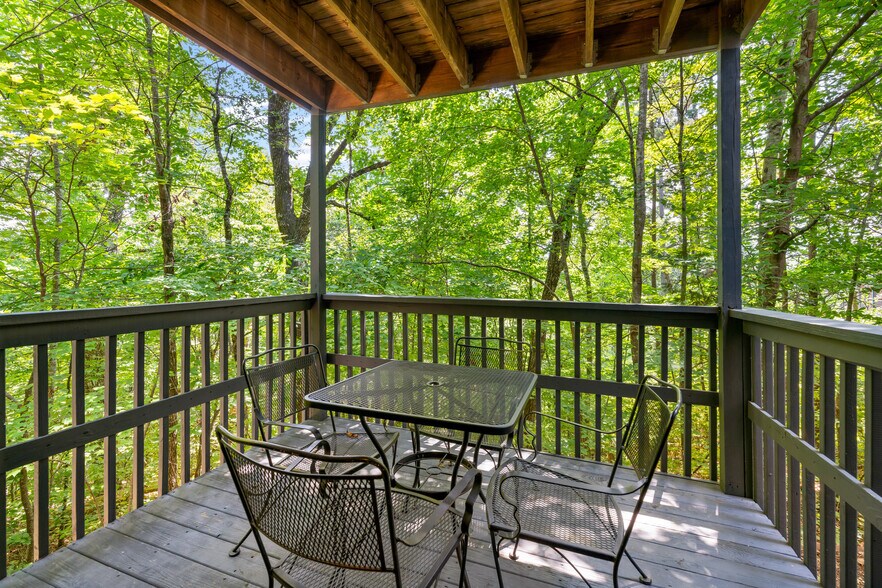 More Photos Of 3729 Plaza Way, Pigeon Forge Apartments For Sale