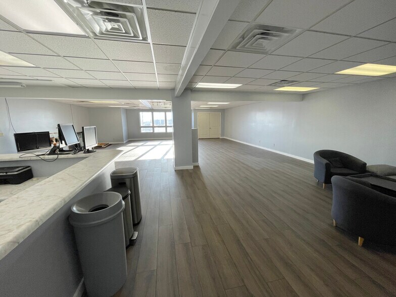 More Photos Of 4250 W 5415 S, Kearns Office For Sale