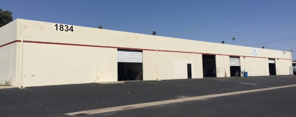 Primary Photo Of 1834-1836 Norris Rd, Bakersfield Warehouse For Lease