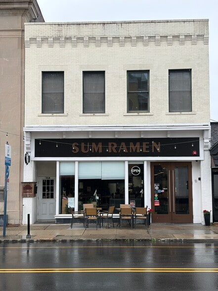 Primary Photo Of 7-13 Elm St, Westfield Restaurant For Lease