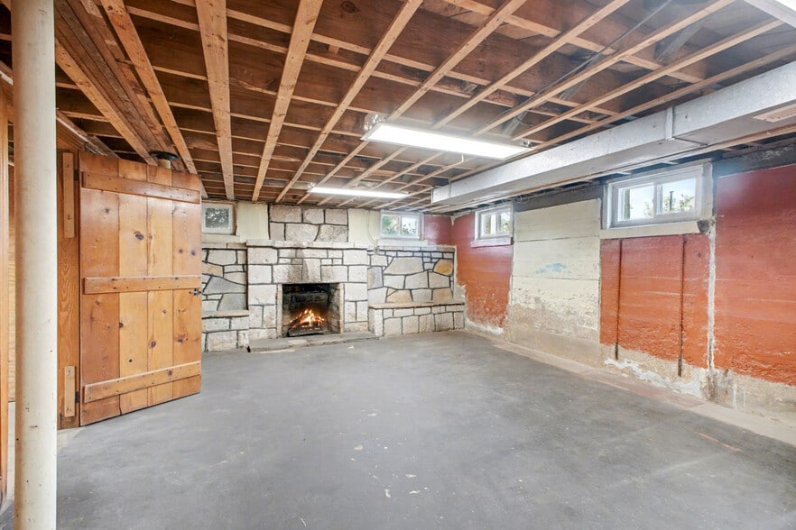 More Photos Of 4412 Lafayette Blvd, Fredericksburg Loft Creative Space For Lease