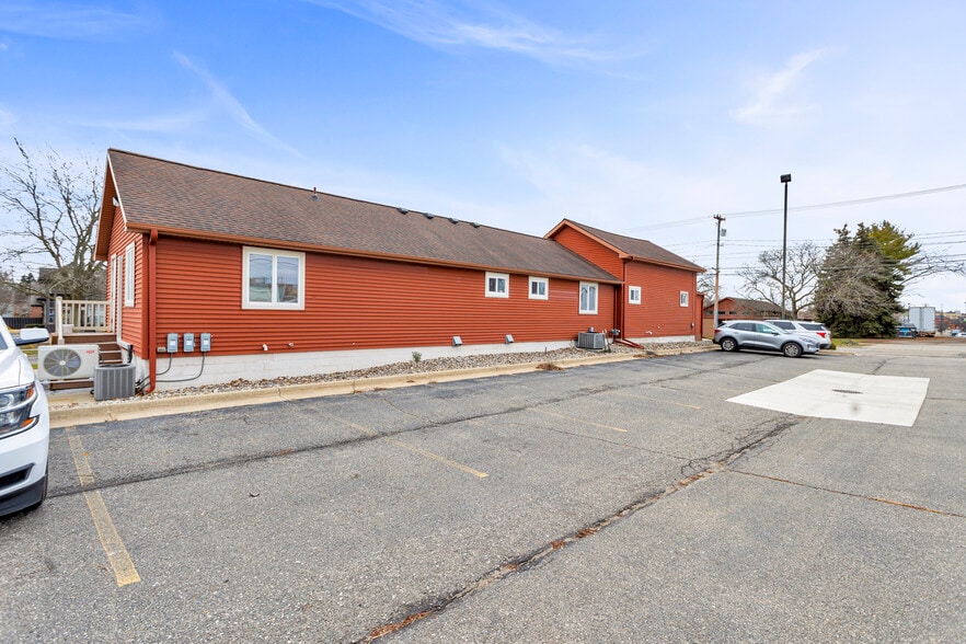 More Photos Of 113 S East Ave, Jackson Medical For Lease