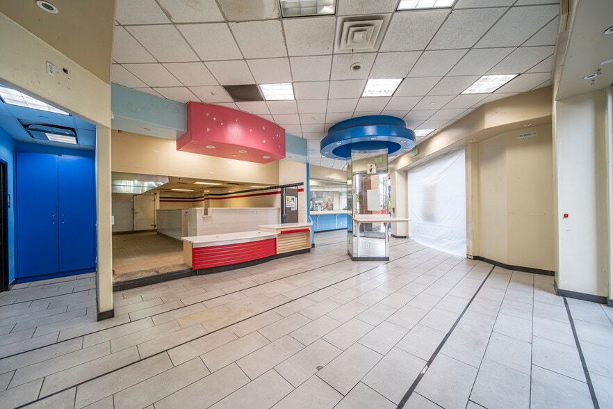 More Photos Of 580 N Atlantic Blvd, Monterey Park Apartments For Lease