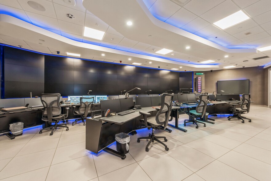 More Photos Of 511 Ocean Ave, Massapequa Office For Lease