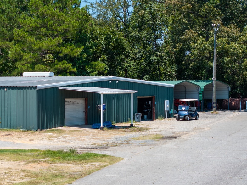 More Photos Of 128 Oakview Club Dr, Macon-Bibb Golf Course Driving Range For Sale