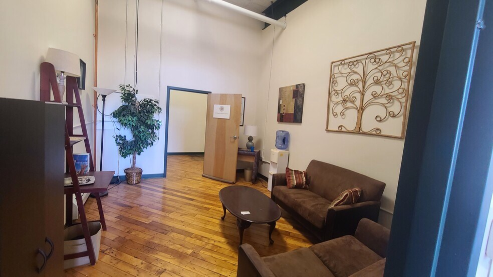 More Photos Of 642 Hilliard St, Manchester Unknown For Lease