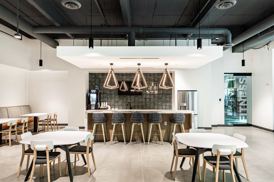 More Photos Of 13560 Morris Rd, Alpharetta Office For Lease