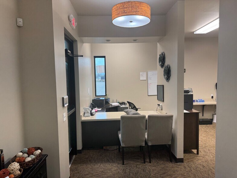 More Photos Of 1621 S Midtown Pl, Oklahoma City Medical For Sale