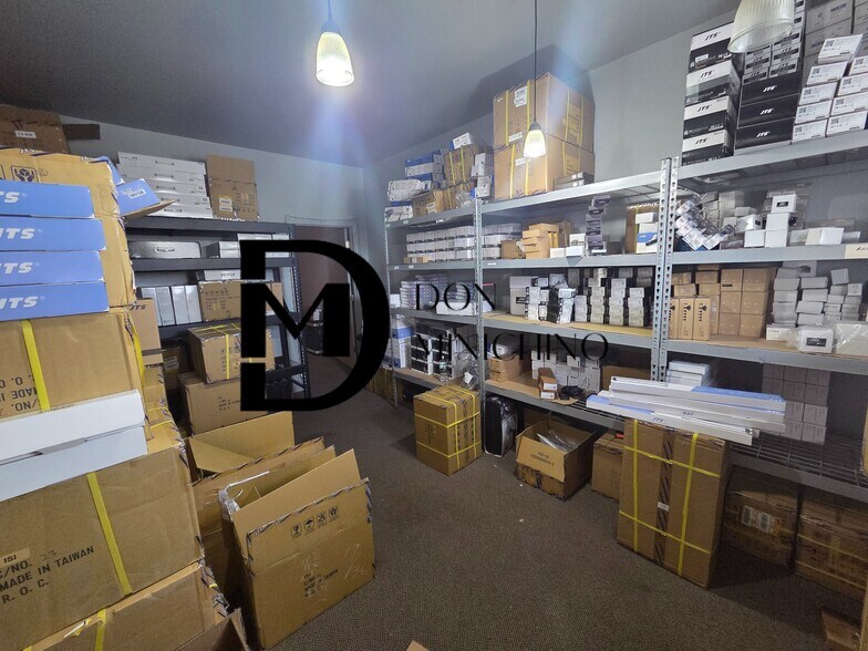 More Photos Of 72 Airport Dr, Wappingers Falls Light Manufacturing For Sale