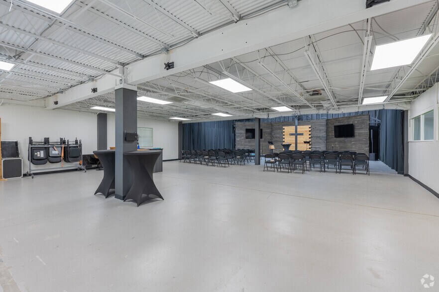 More Photos Of 2502 County Road 4421, Rhome Religious Facility For Lease