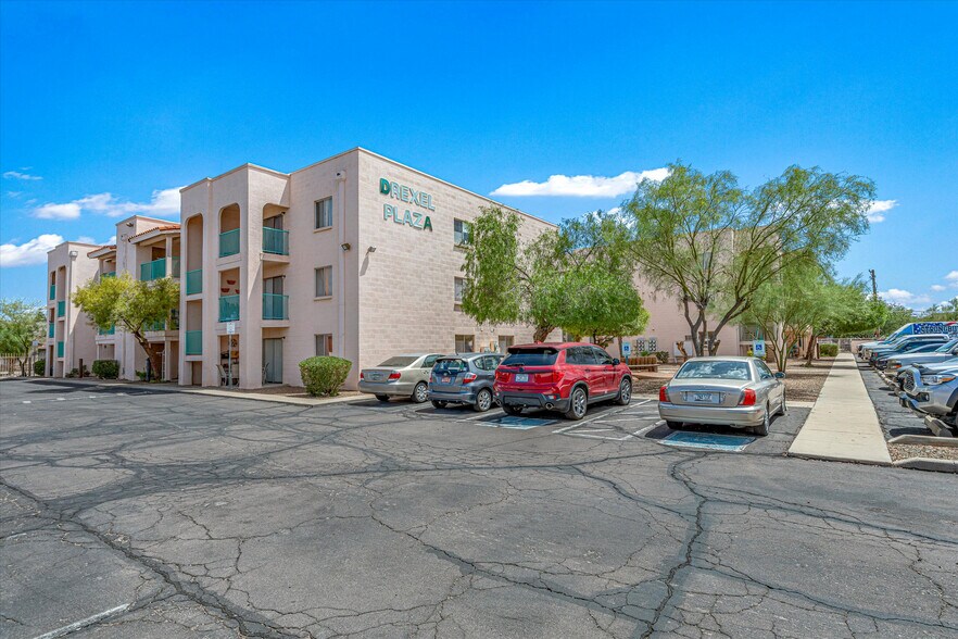 More Photos Of 5770 S Jeanette Blvd, Tucson Apartments For Sale