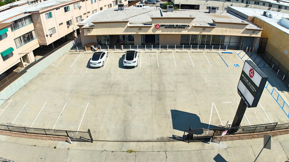 More Photos Of 8951-8955 Duarte Rd, San Gabriel Freestanding For Sale