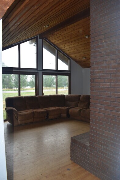 More Photos Of 8778 Arapahoe Rd, Boulder Horse Stables For Sale