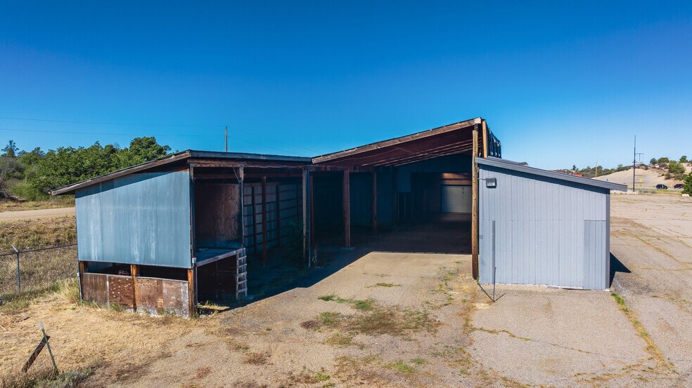 More Photos Of 17602 Highway 145, Dolores Warehouse For Sale