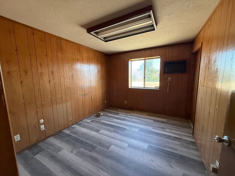 More Photos Of 8780 S Anchor Ave, Orange Cove Industrial For Lease