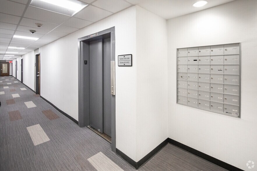 More Photos Of 165 N Village Ave, Rockville Centre Office For Lease