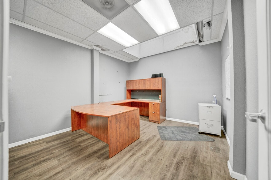 More Photos Of 333 E Channel St, Stockton Loft Creative Space For Sale