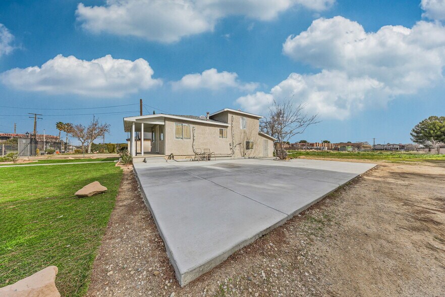 More Photos Of 38652 9th St E, Palmdale Apartments For Lease