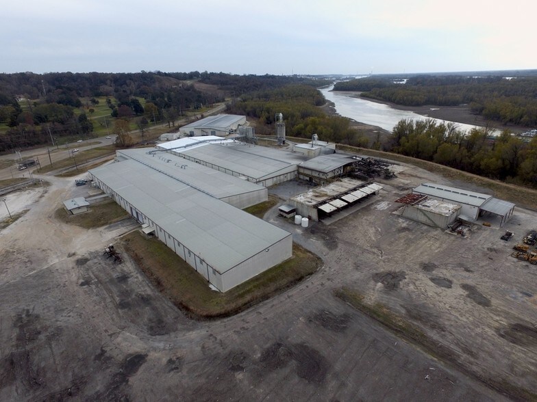 More Photos Of 1735 N Washington St, Vicksburg Manufacturing For Lease