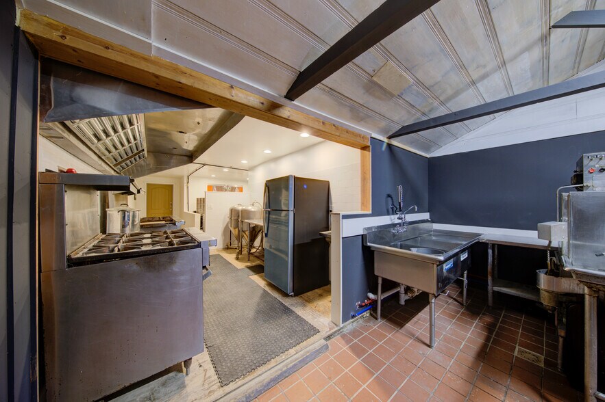 More Photos Of 2930 Rt 43, Averill Park Restaurant For Sale