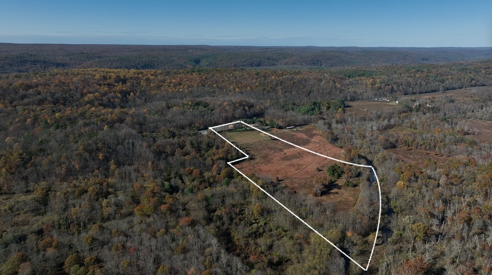 More Photos Of 7 National Park Service Rd, Layton Lodge Meeting Hall For Sale