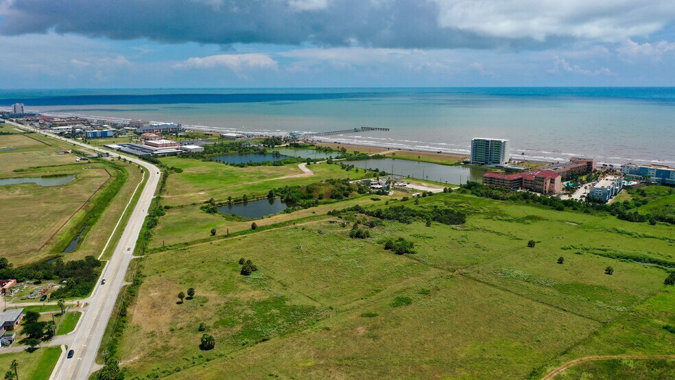 More Photos Of 9228 Seawall Blvd, Galveston Land For Sale