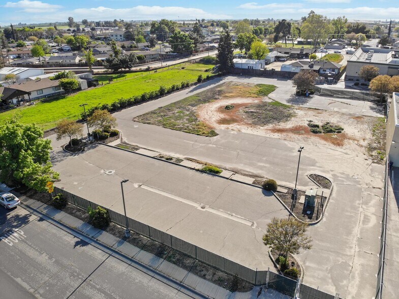More Photos Of 7958 Lander Avenue, Hilmar Land For Sale