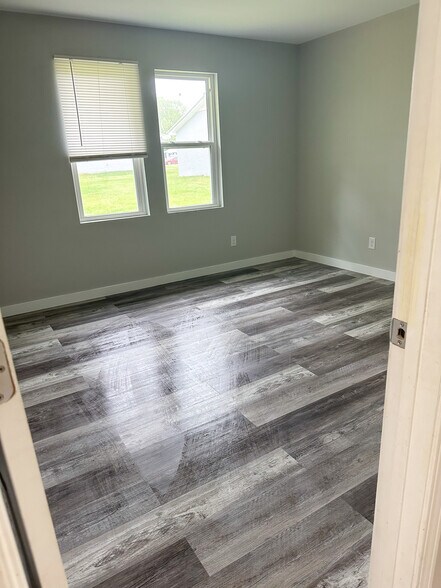 More Photos Of 156 Patterson St, Atmore Apartments For Sale