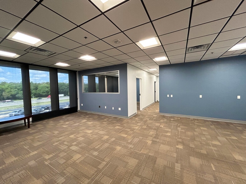 More Photos Of 5700 SW 34th St, Gainesville Office For Lease