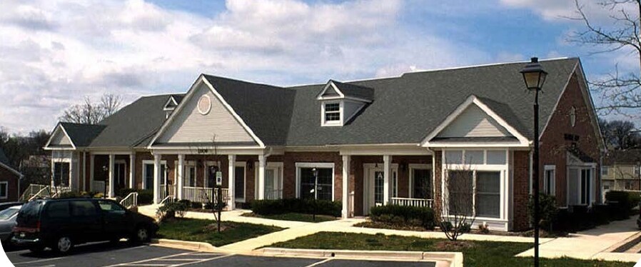 Primary Photo Of 11908 Darnestown Rd, Gaithersburg Office For Sale