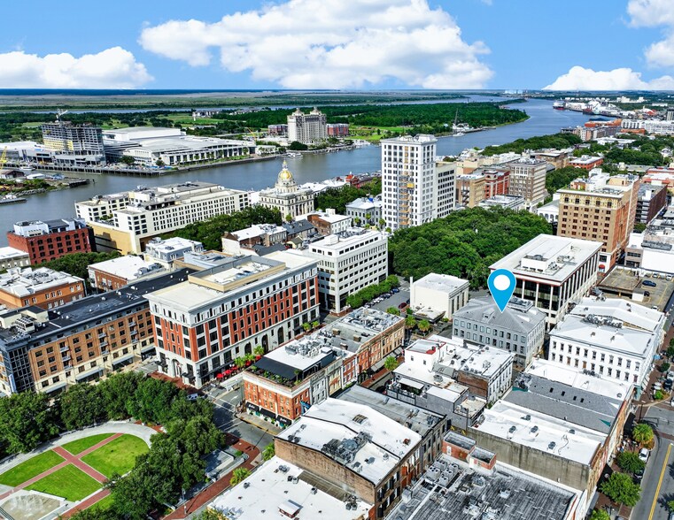 More Photos Of 31 W congress St, Savannah Office Residential For Lease