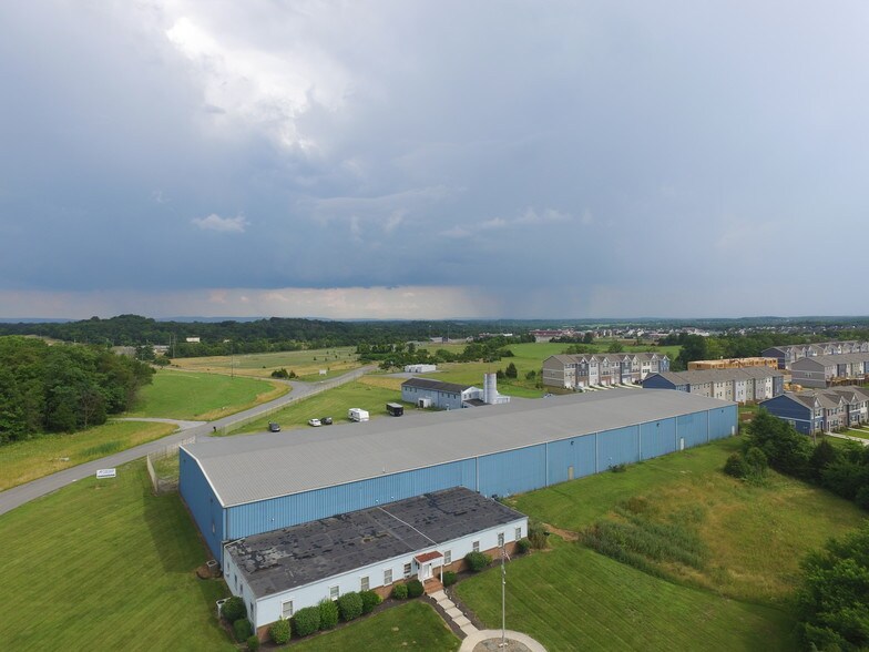 More Photos Of 54 Dupont Rd, Martinsburg Light Manufacturing For Sale