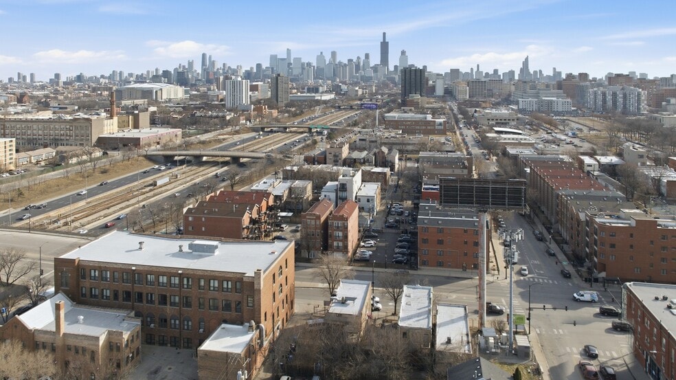 More Photos Of 518 Western ave, Chicago Apartments For Sale
