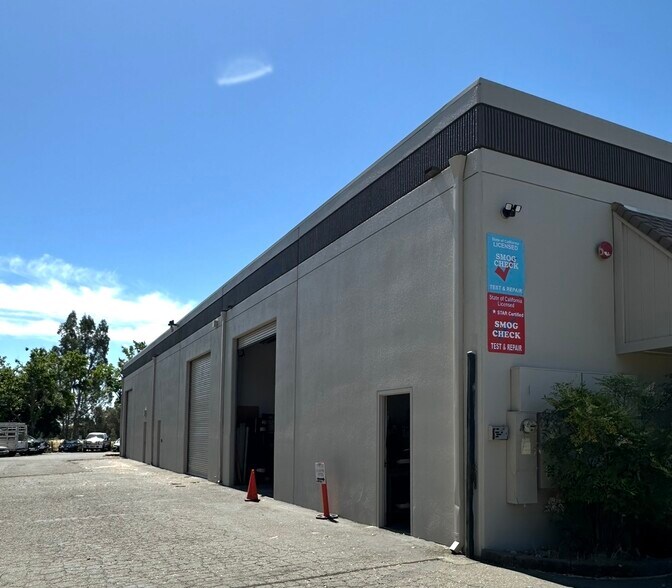 More Photos Of 803 Vaca Valley Pky, Vacaville Warehouse For Lease