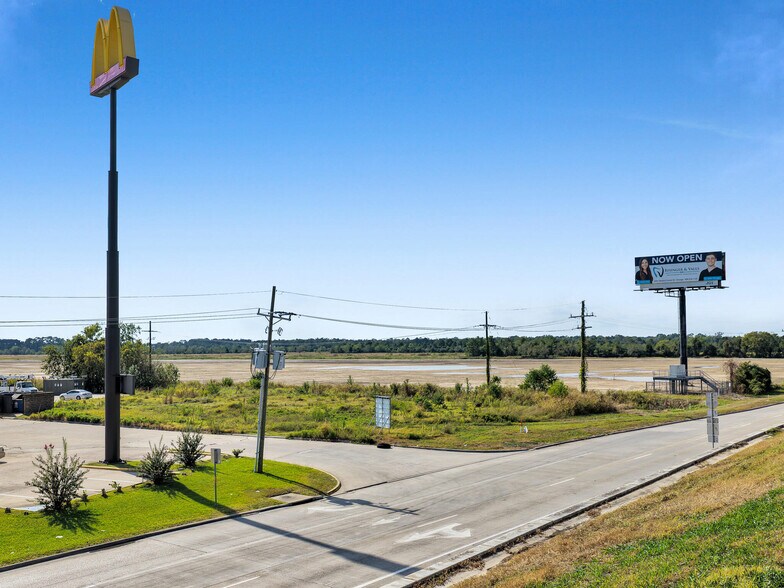 More Photos Of HWY 62 & I-10, Orange Land For Sale