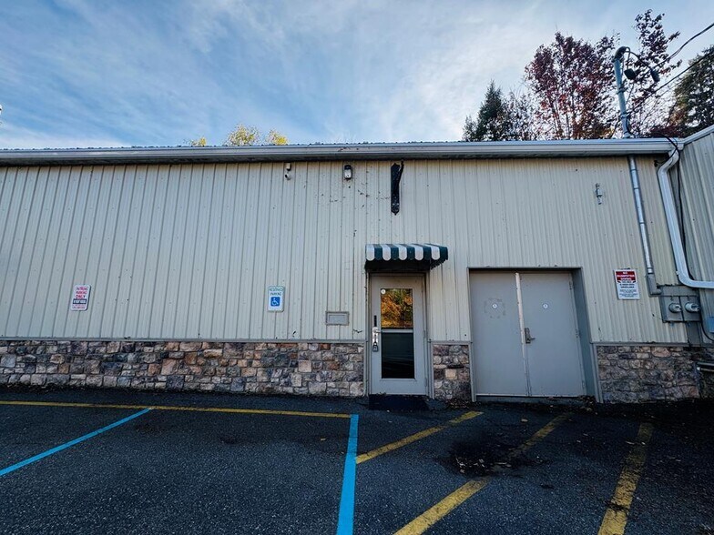 More Photos Of 8 Main St, Towanda Office For Lease