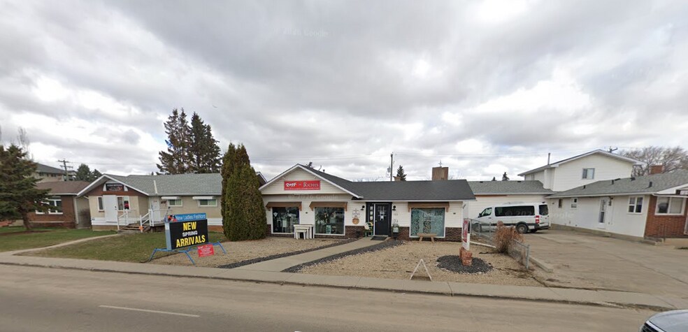More Photos Of 123 Mcleod Av, Spruce Grove General Retail For Sale