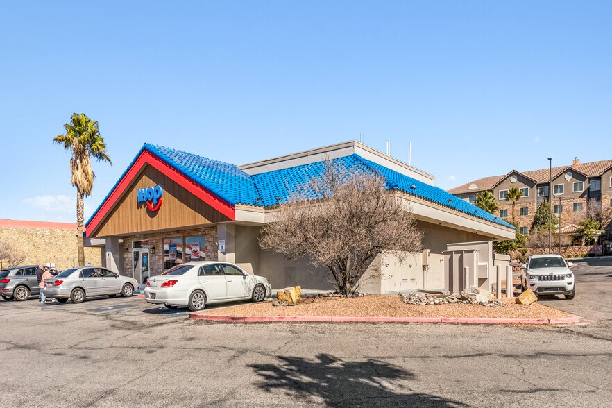 More Photos Of 2900 N Telshor Blvd, Las Cruces Restaurant For Sale