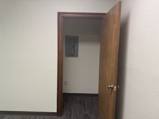 More Photos Of 211 W Pleasant Run Rd, Lancaster Office For Lease