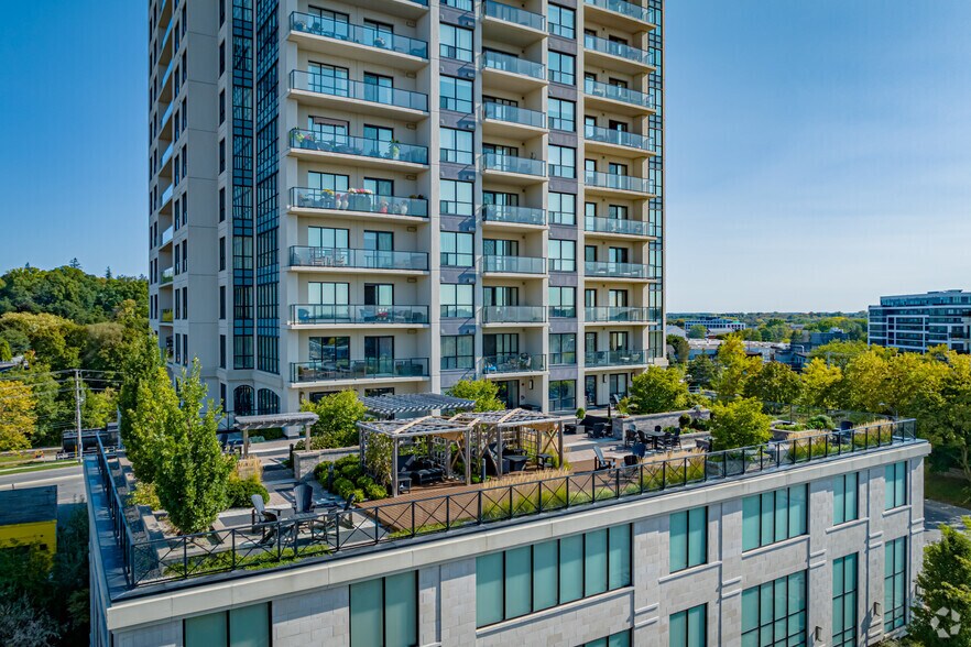 More Photos Of 160 Macdonell St, Guelph Storefront For Sale