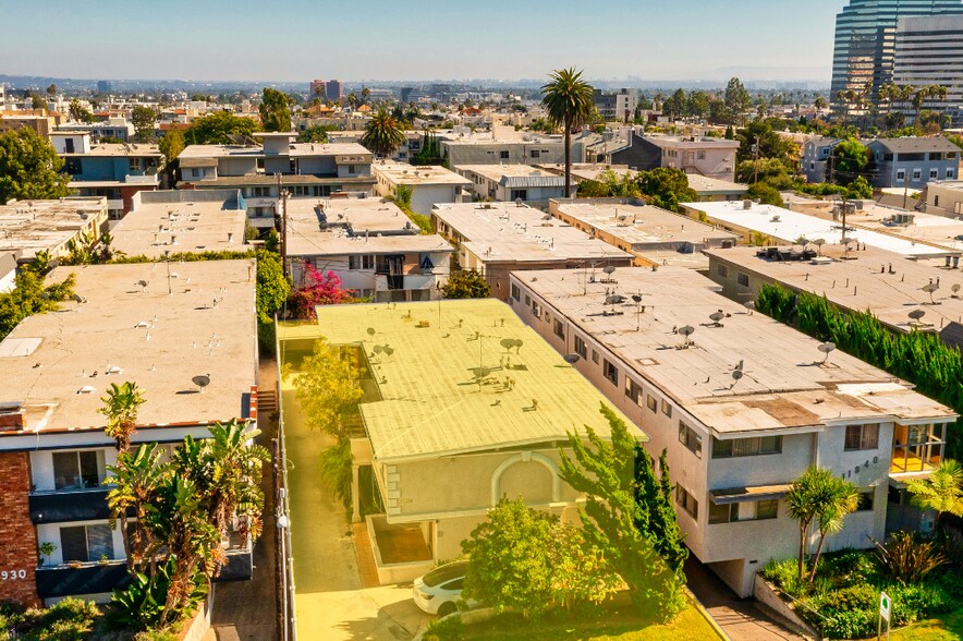 More Photos Of 11938 Dorothy St, Los Angeles Apartments For Sale