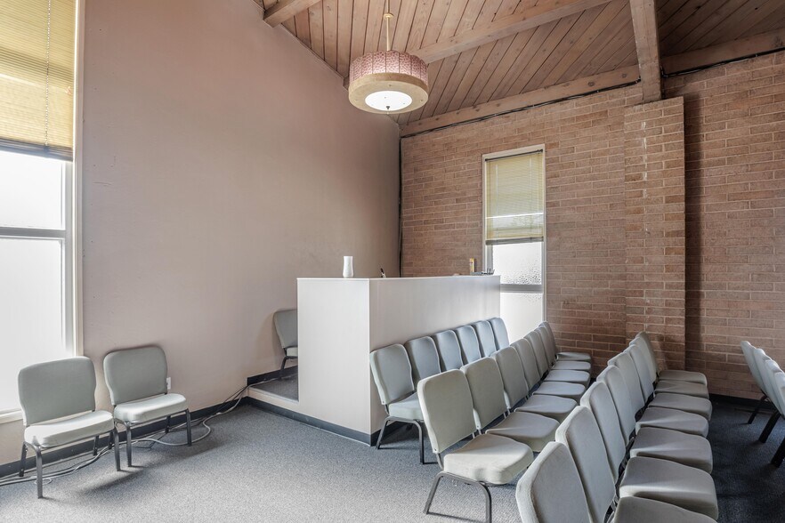 More Photos Of 4677 Tompkins Ave, Oakland Religious Facility For Sale