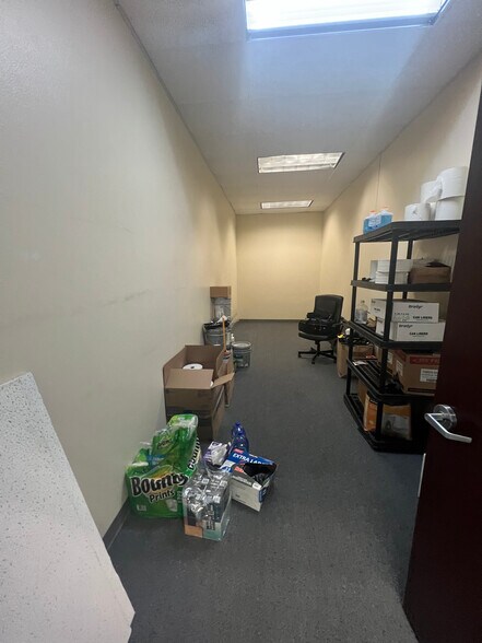 More Photos Of 555-561 E 1860 S, Provo Office For Sale