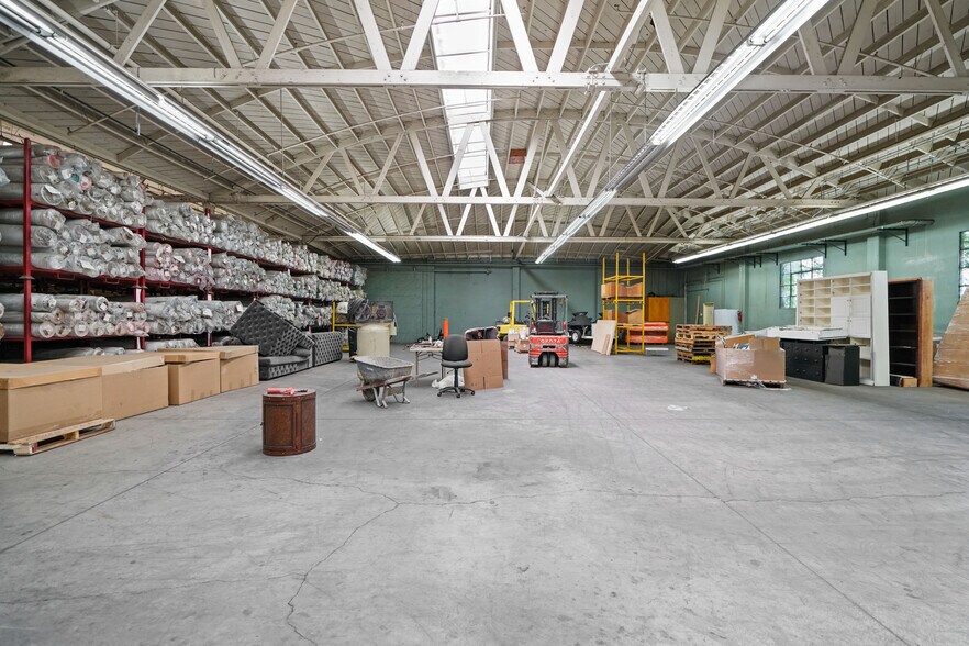 More Photos Of 6445 Bandini Blvd, Commerce Warehouse For Sale